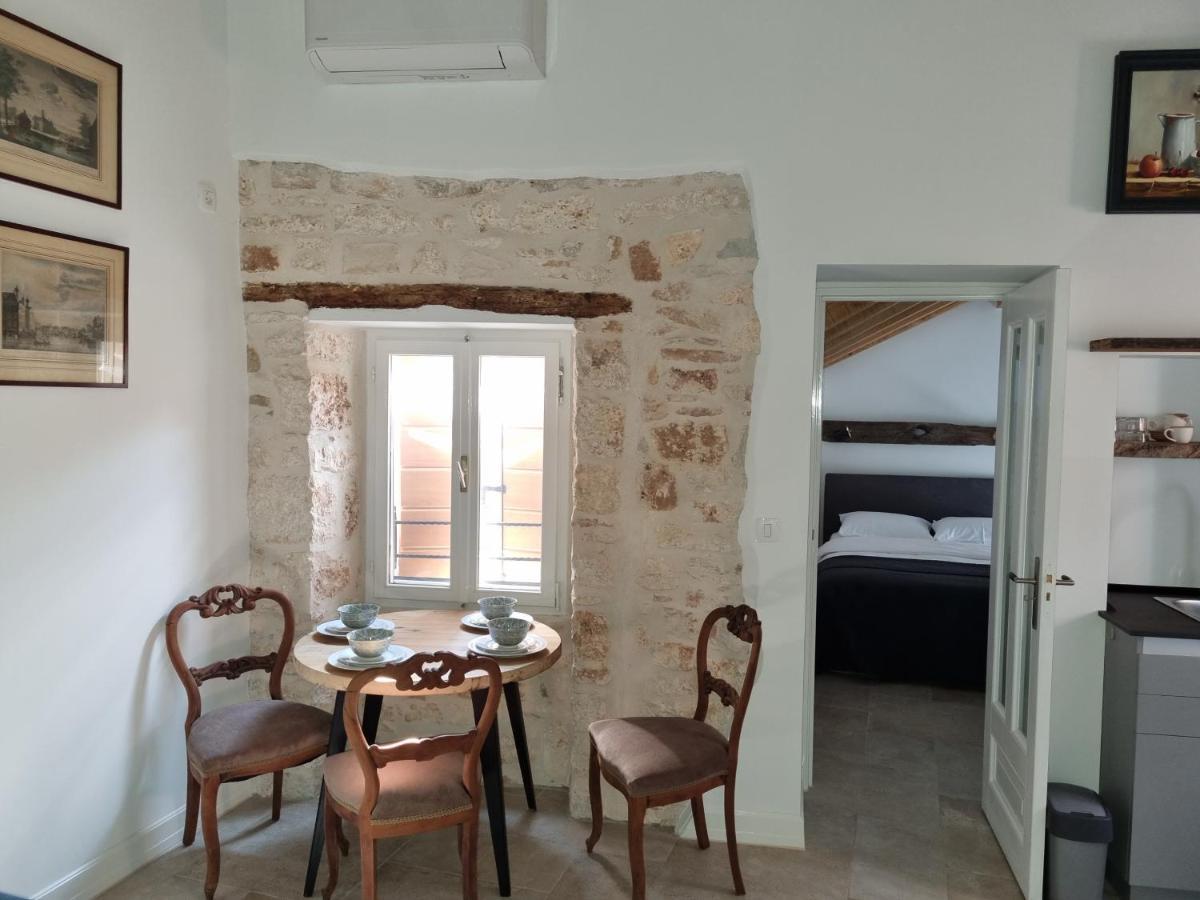 Apartmani Ulika Bale Exterior foto